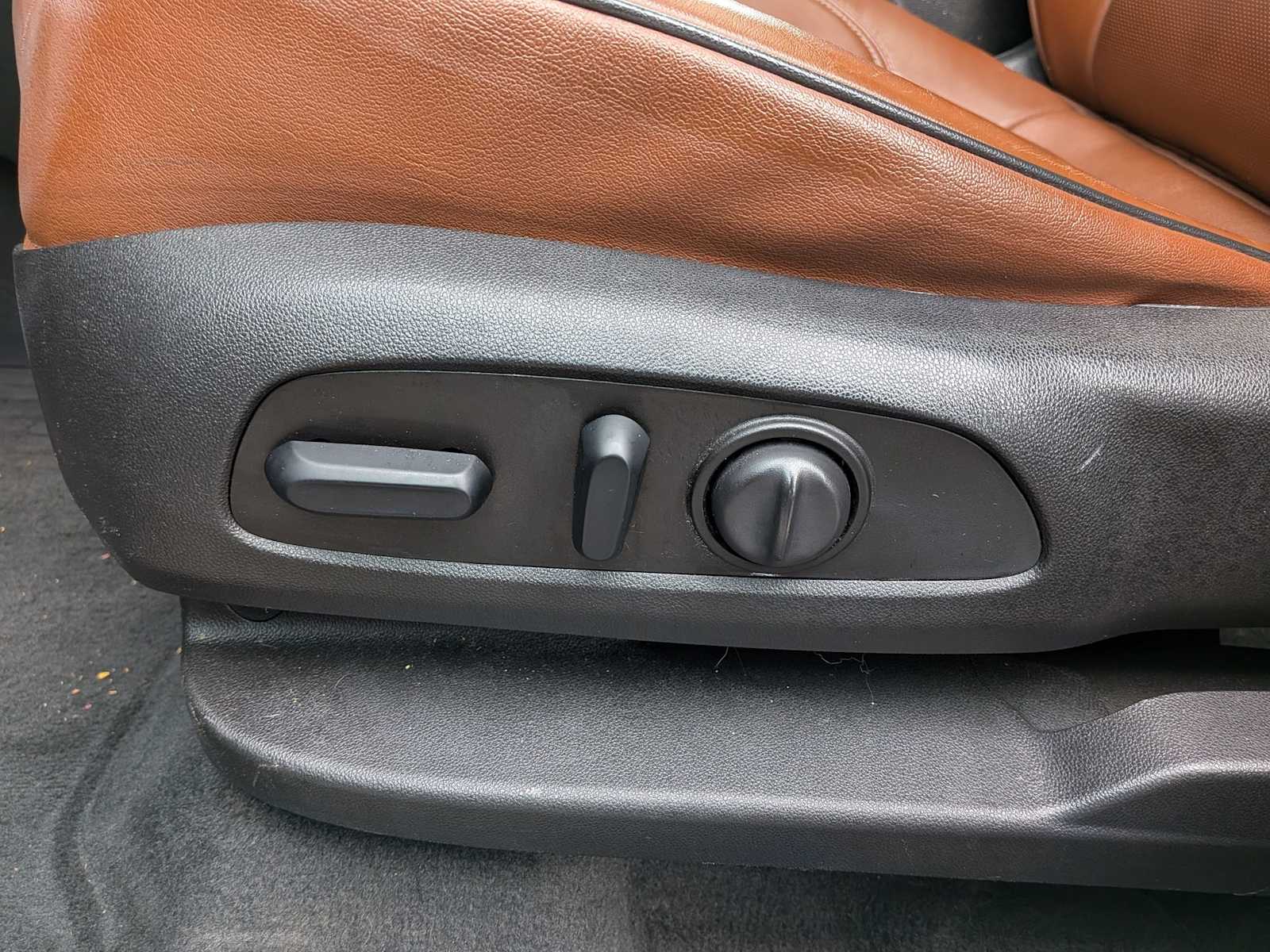 Thumbnail: 2019 Chevrolet Traverse - 16