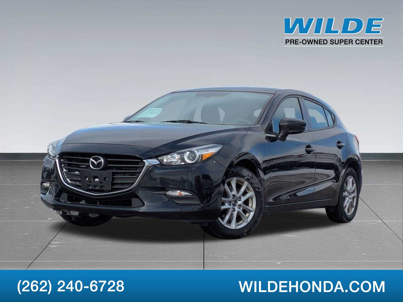 2017 Mazda Mazda3 Sport -
                  Waukesha, WI