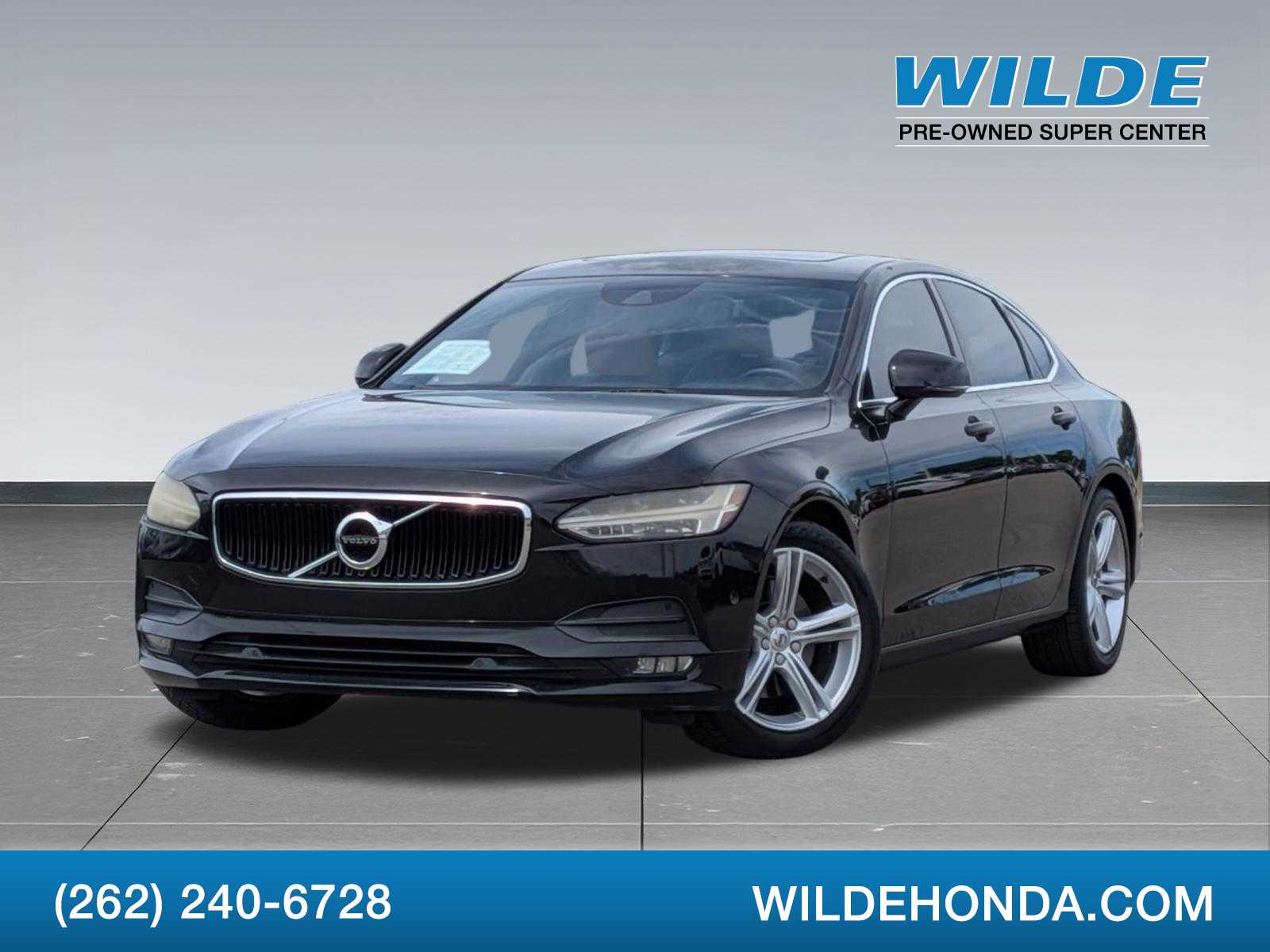 2017 Volvo S90 T5 Momentum -
                  Waukesha, WI
