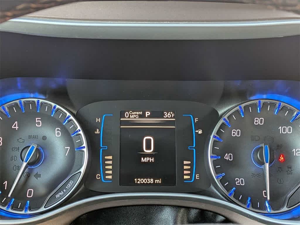 Thumbnail: 2017 Chrysler Pacifica - 31