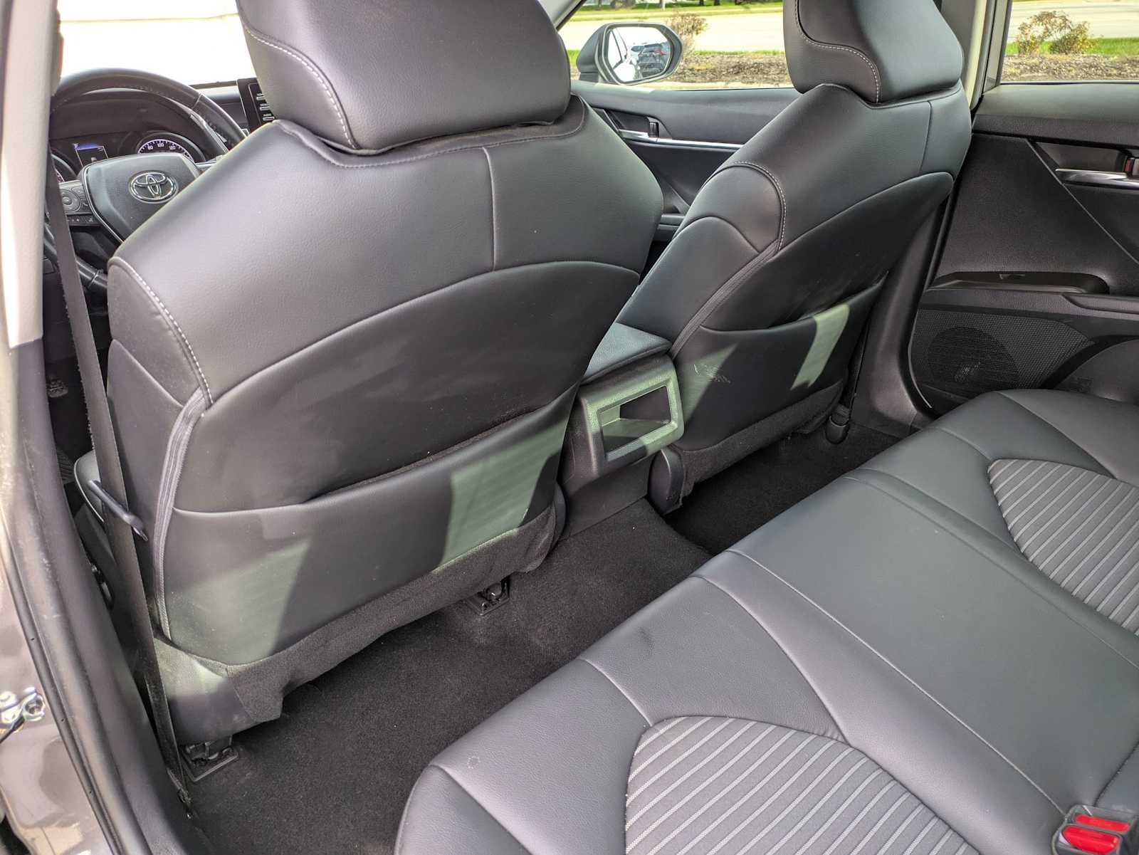 Thumbnail: 2023 Toyota Camry - 17