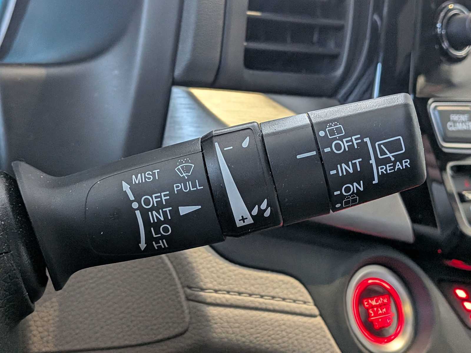 Thumbnail: 2023 Honda Odyssey - 25