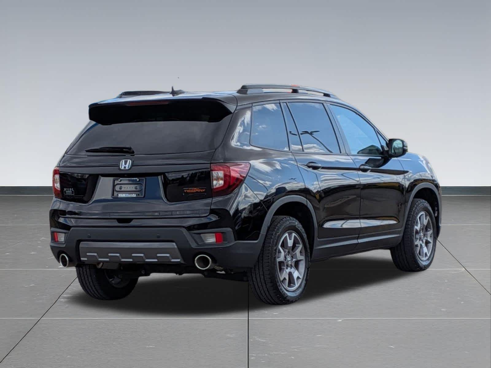 Thumbnail: 2023 Honda Passport - 6
