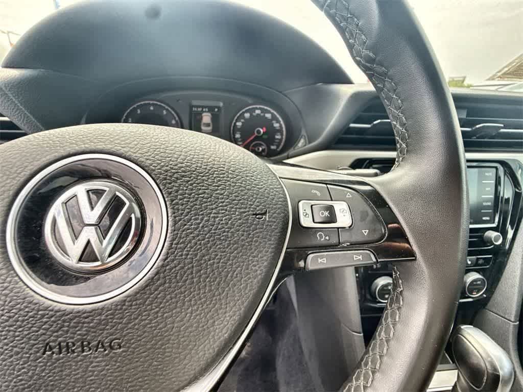 Thumbnail: 2022 Volkswagen Passat - 23