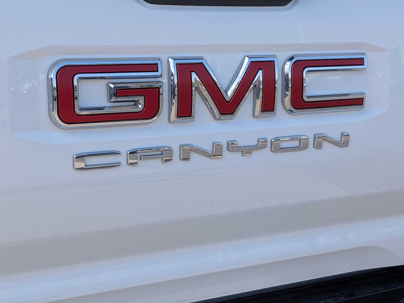 Thumbnail: 2023 GMC Canyon - 12
