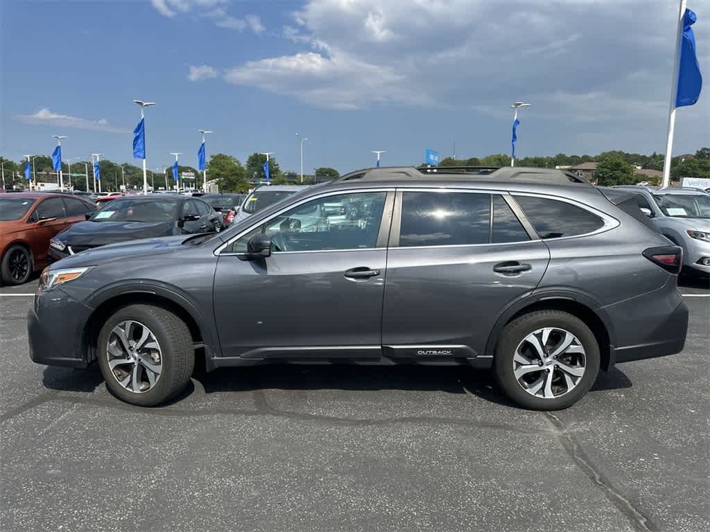 Used 2022 Subaru Outback Limited with VIN 4S4BTANC9N3171176 for sale in Waukesha, WI