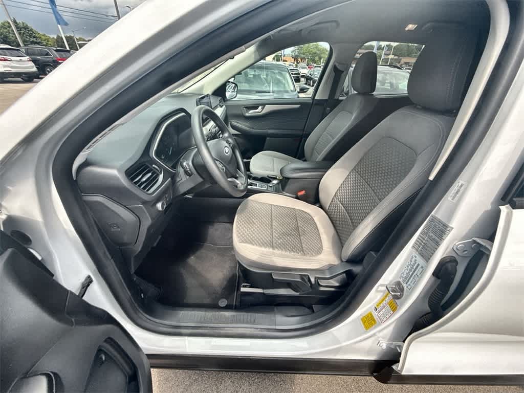 Thumbnail: 2021 Ford Escape - 2