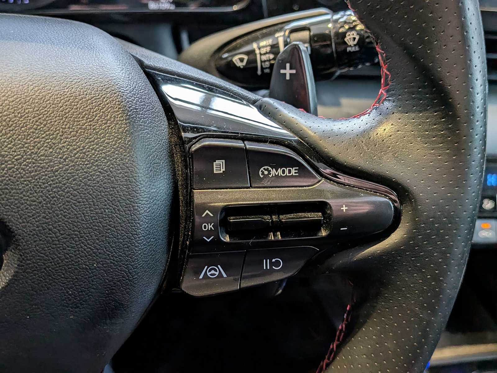 Thumbnail: 2021 Hyundai Elantra - 24