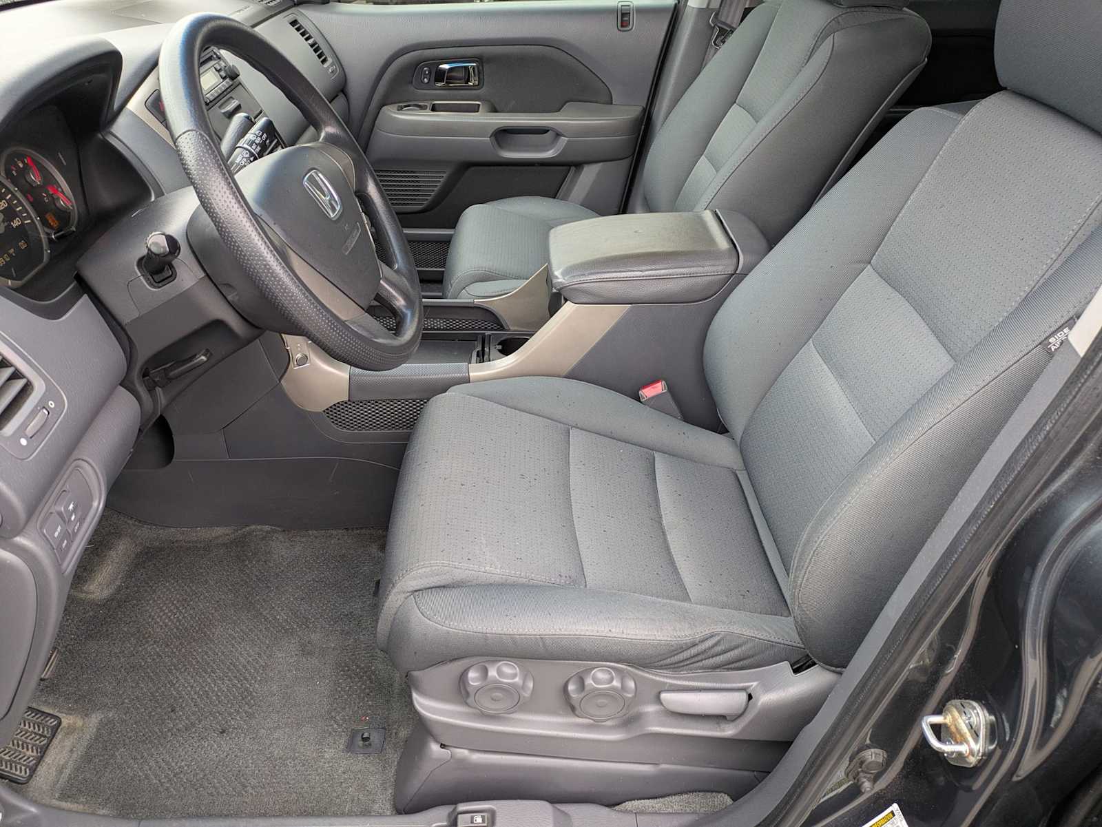 Thumbnail: 2006 Honda Pilot - 15