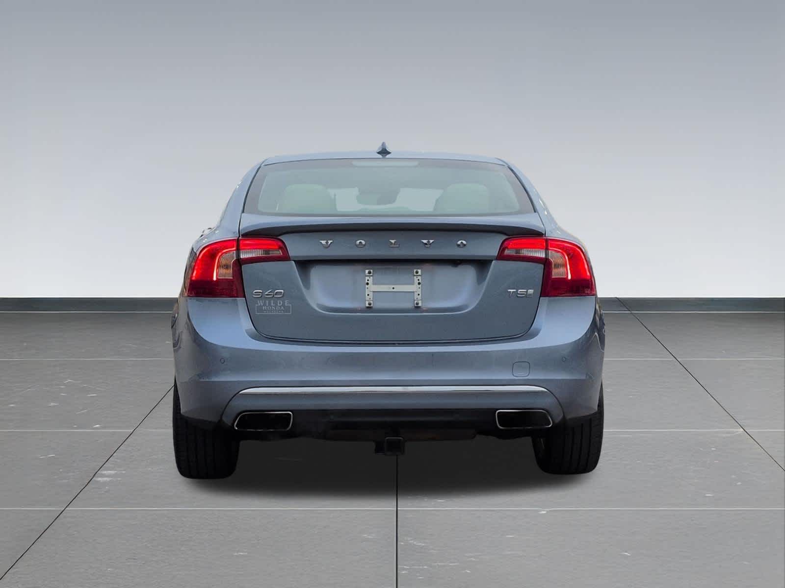 Thumbnail: 2017 Volvo S60 - 5