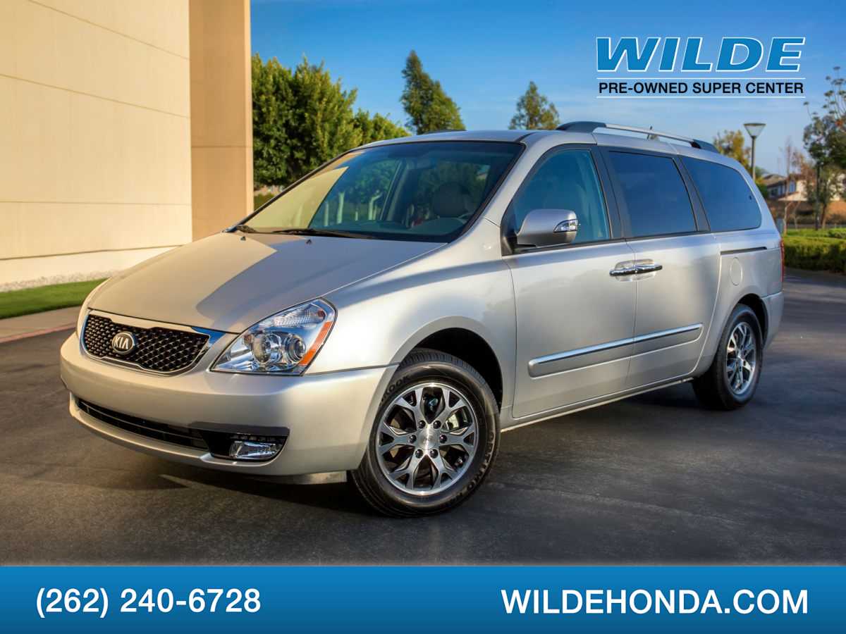 2014 Kia Sedona LX