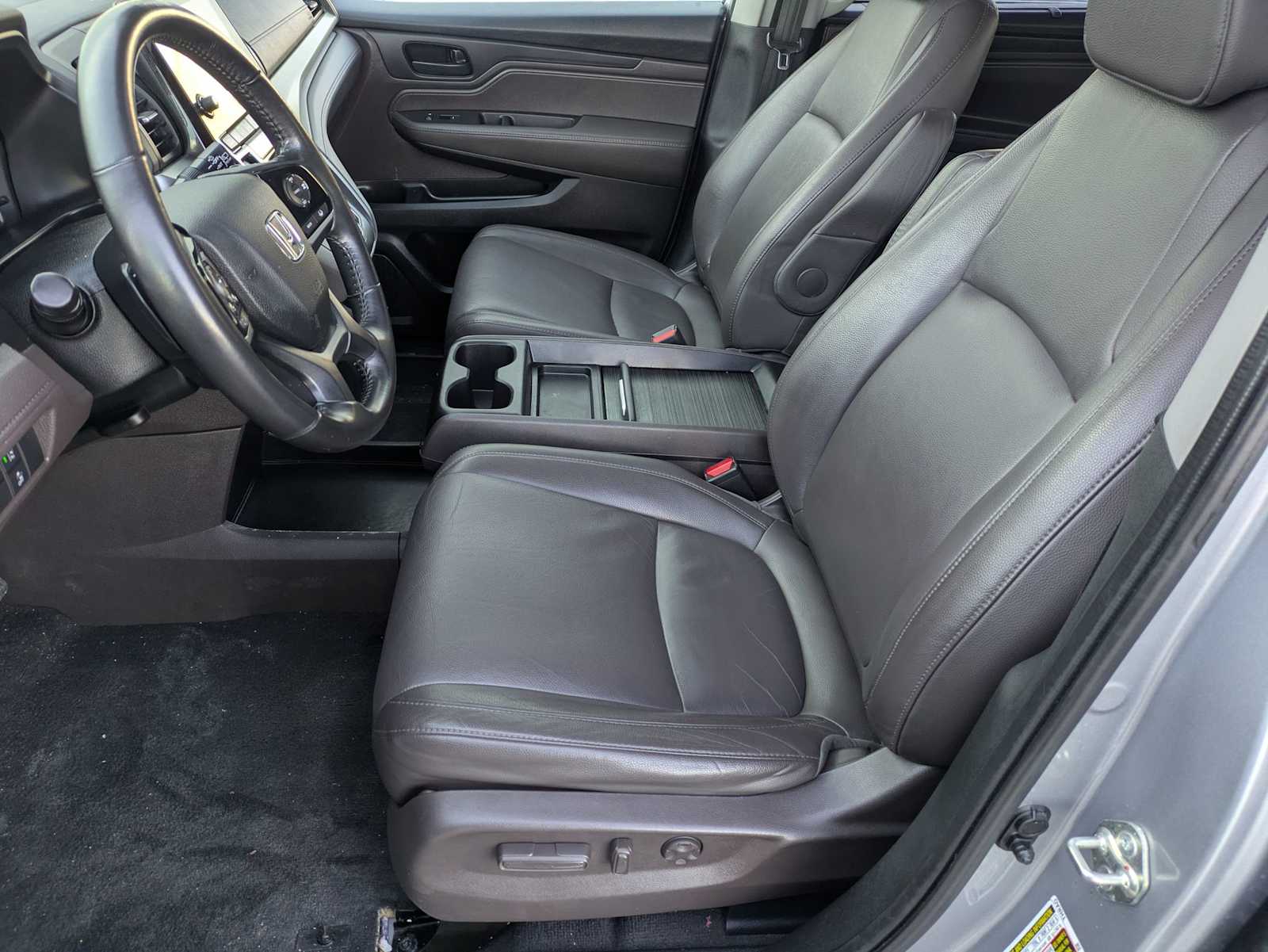 Thumbnail: 2019 Honda Odyssey - 14