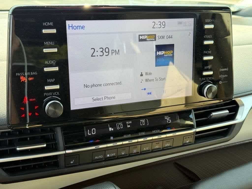 Thumbnail: 2022 Toyota Sienna - 19