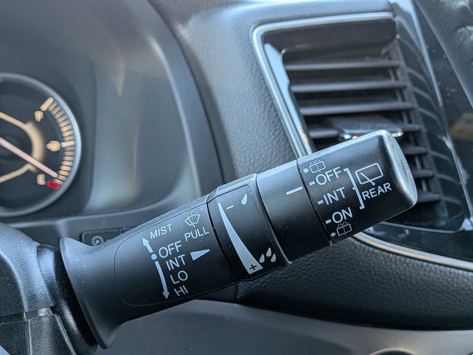 Thumbnail: 2023 Honda Passport - 25