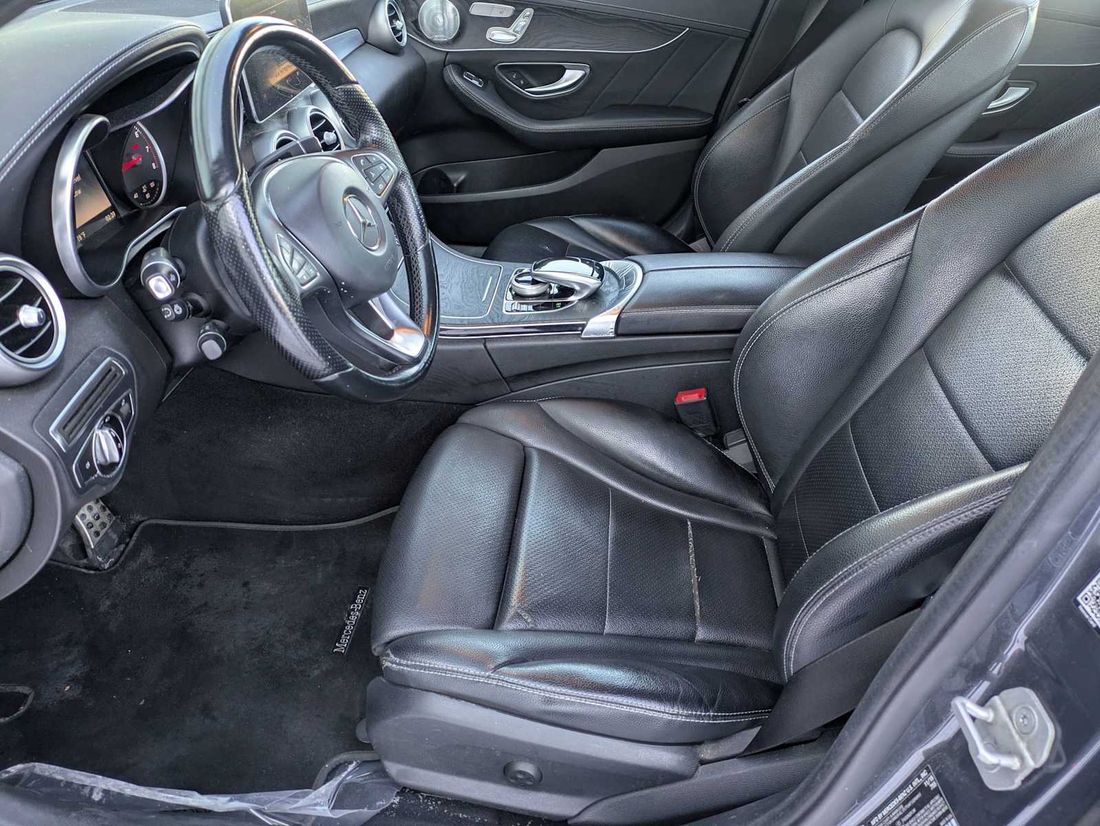 Thumbnail: 2016 Mercedes-Benz C-Class - 14