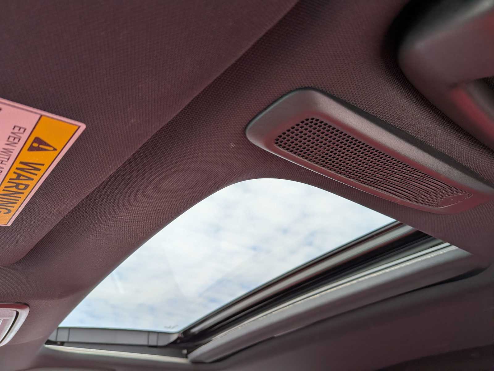 Thumbnail: 2023 Acura Integra - 18