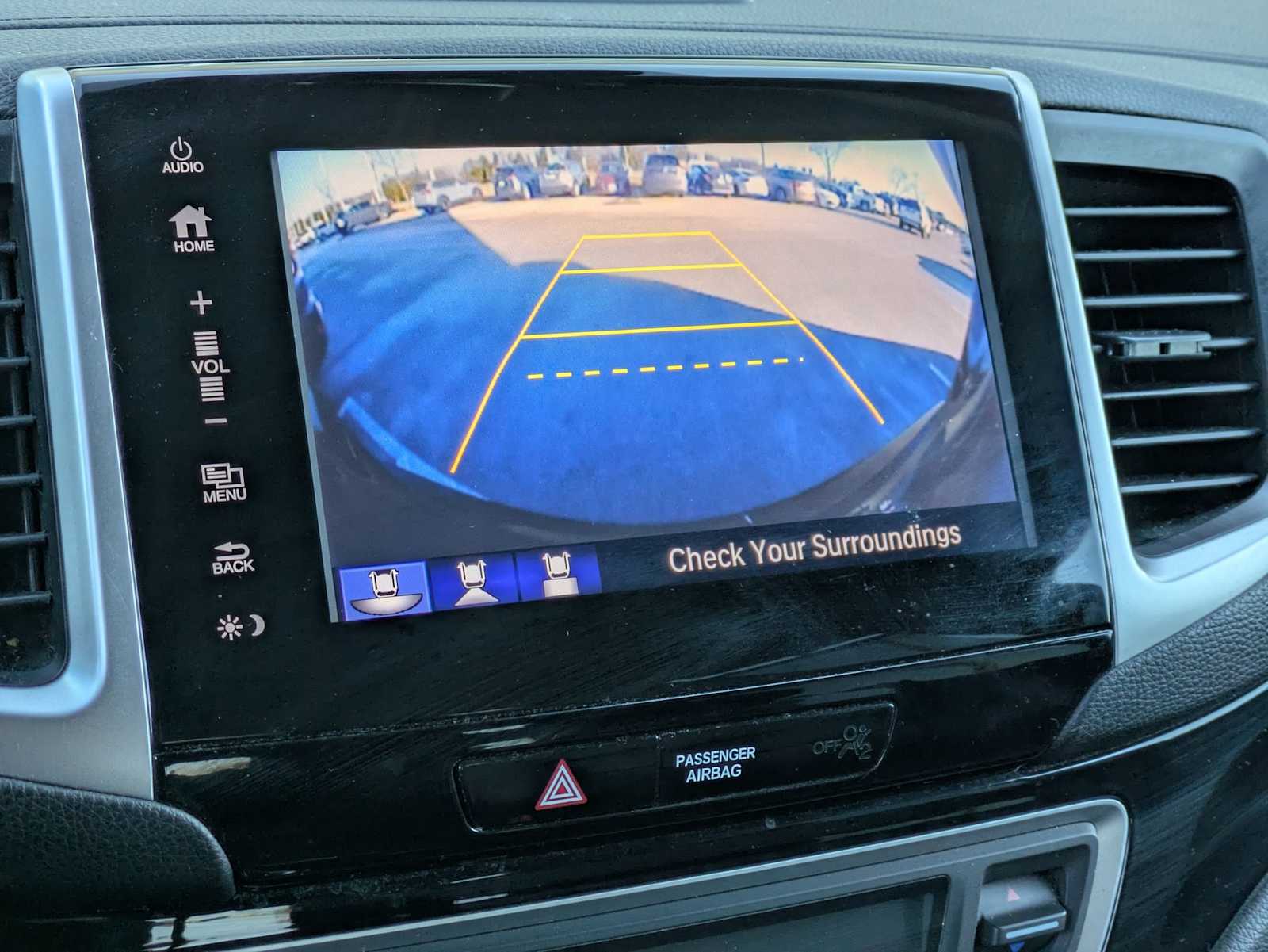 Thumbnail: 2017 Honda Pilot - 30