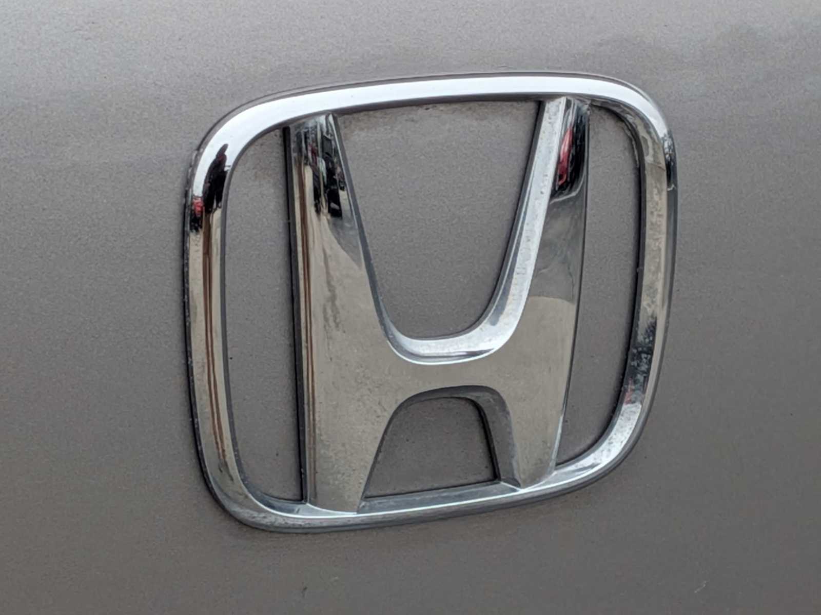 Thumbnail: 2003 Honda S2000 - 12