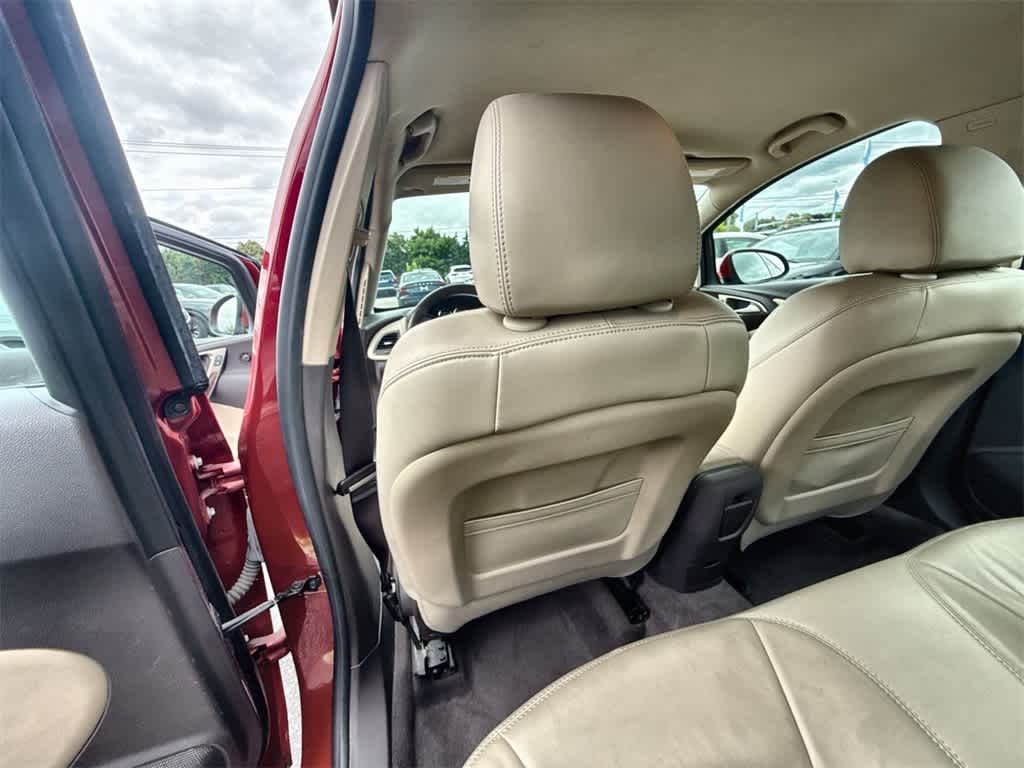 Thumbnail: 2014 Buick Verano - 17