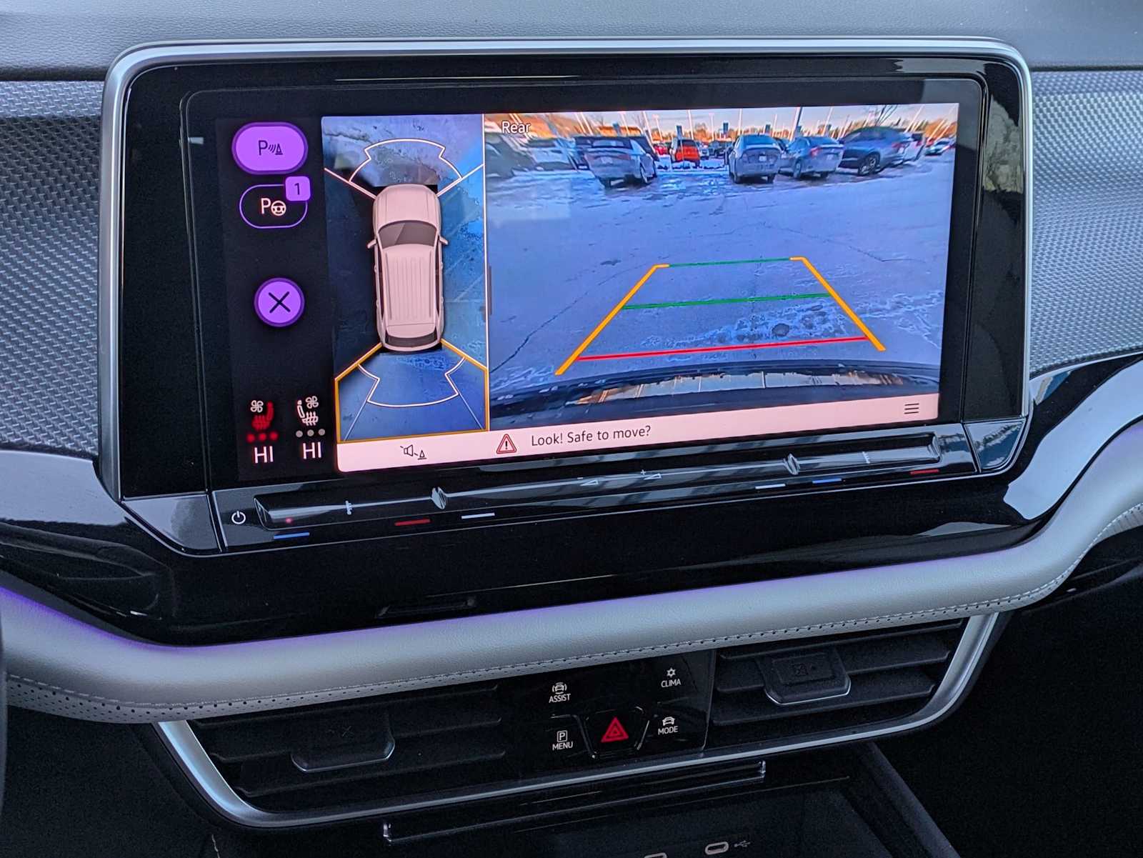 Thumbnail: 2024 Volkswagen Atlas - 30