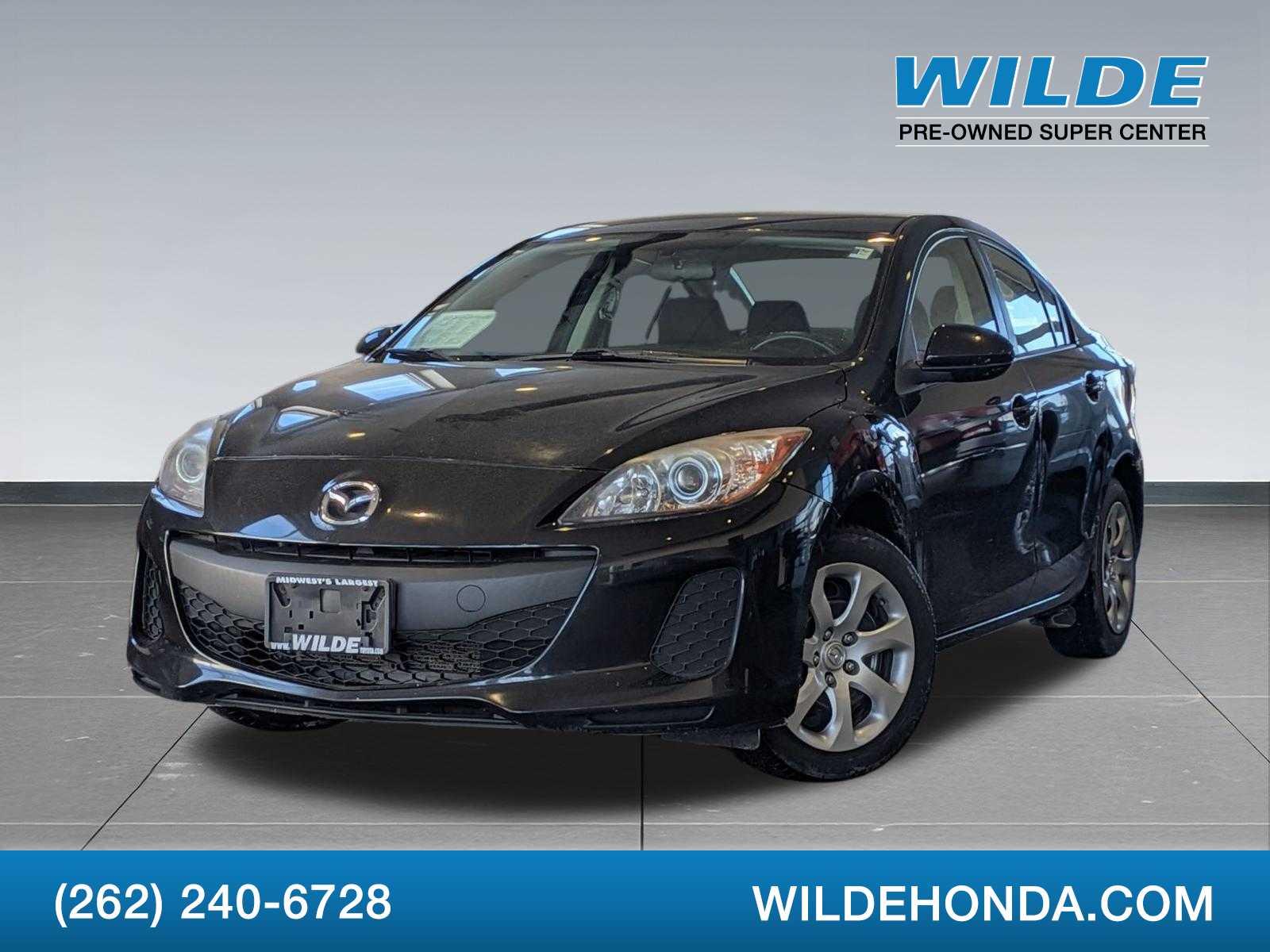 2013 Mazda Mazda3 i Sport -
                  Waukesha, WI