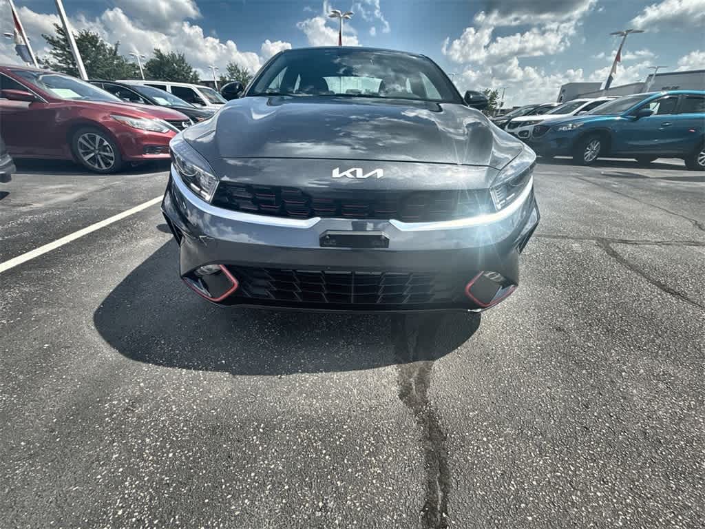 Thumbnail: 2023 Kia Forte - 10