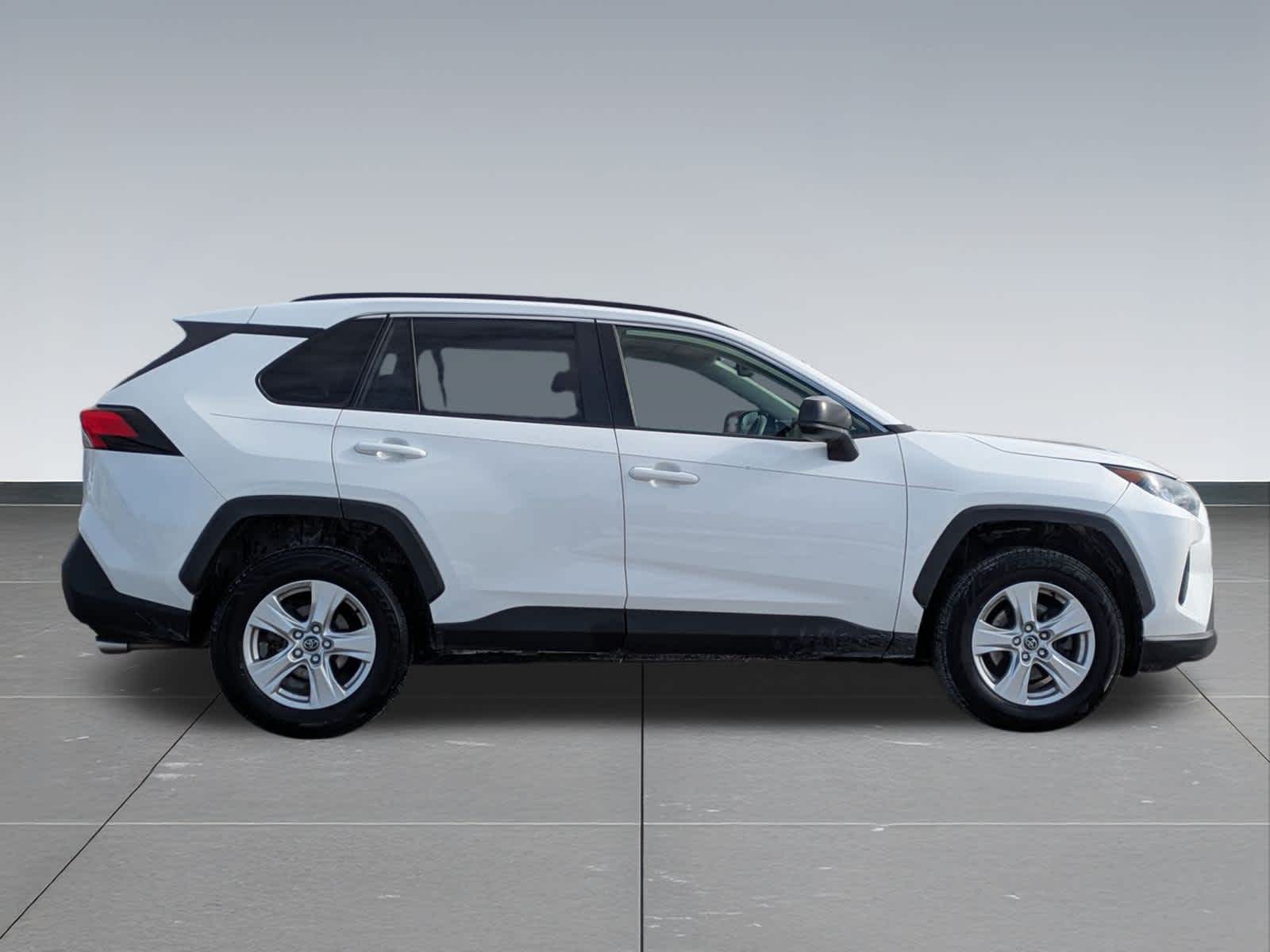 Thumbnail: 2020 Toyota RAV4 - 7
