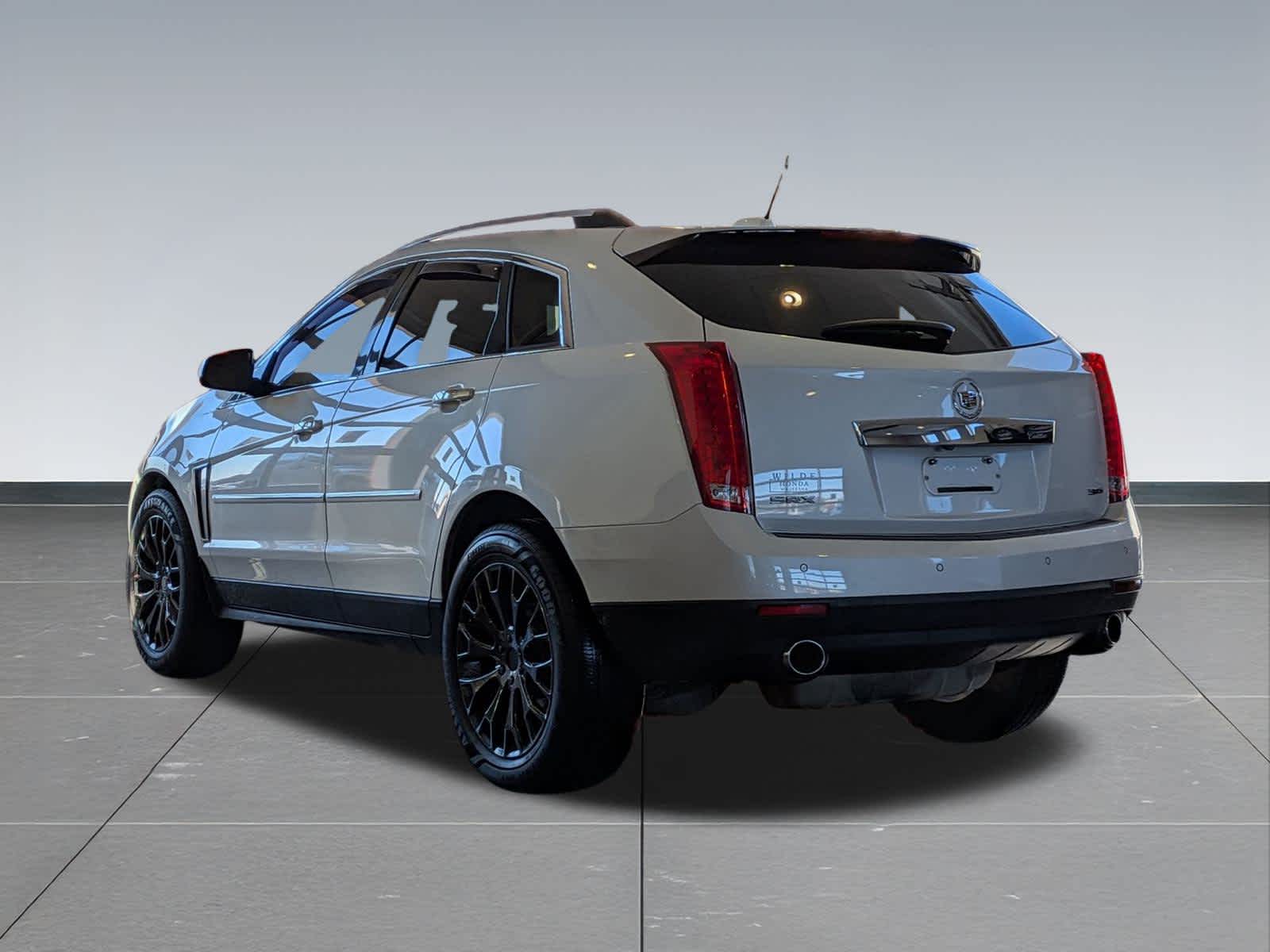 Thumbnail: 2016 Cadillac SRX - 4