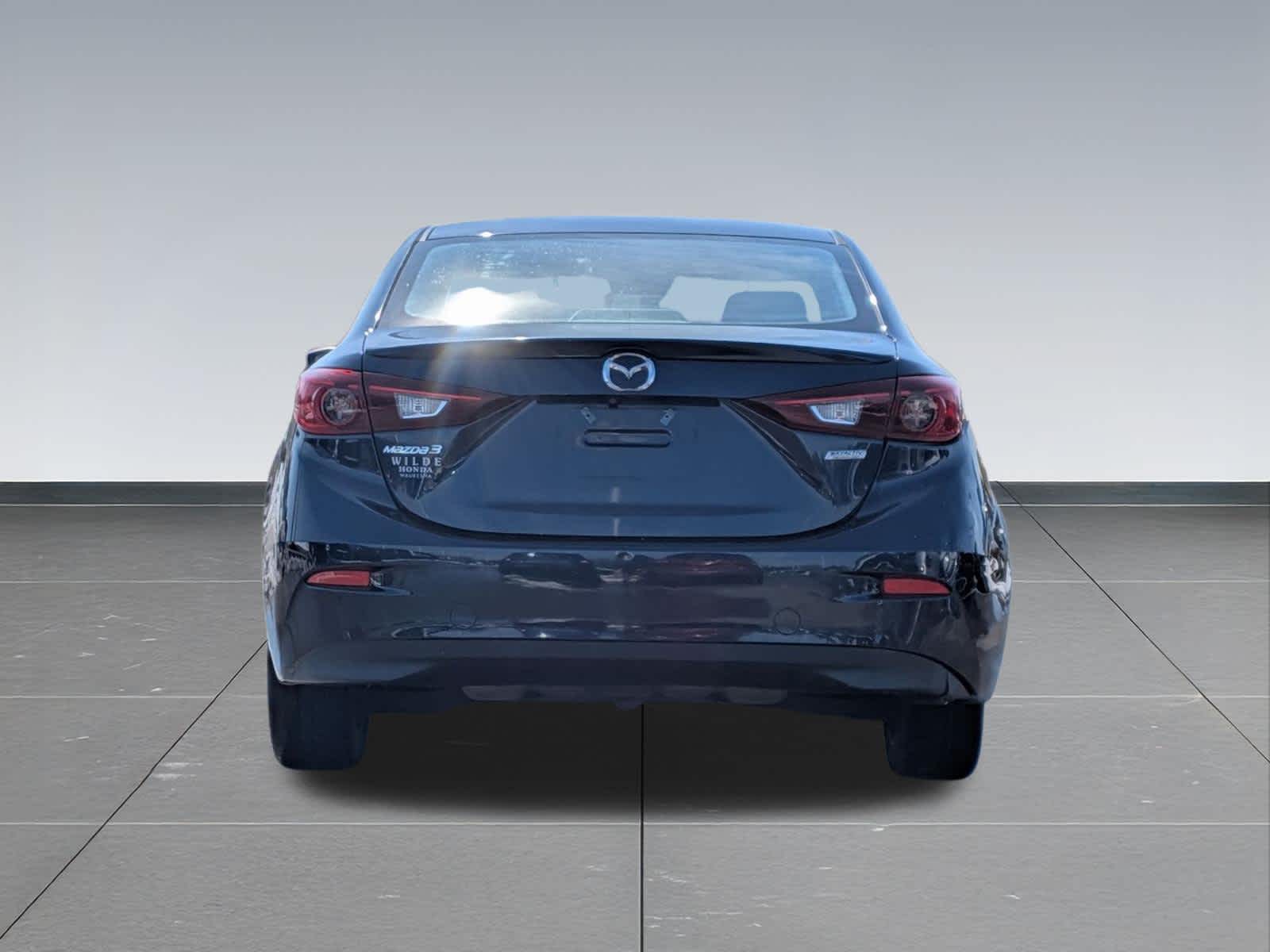 Thumbnail: 2018 Mazda Mazda3 - 4