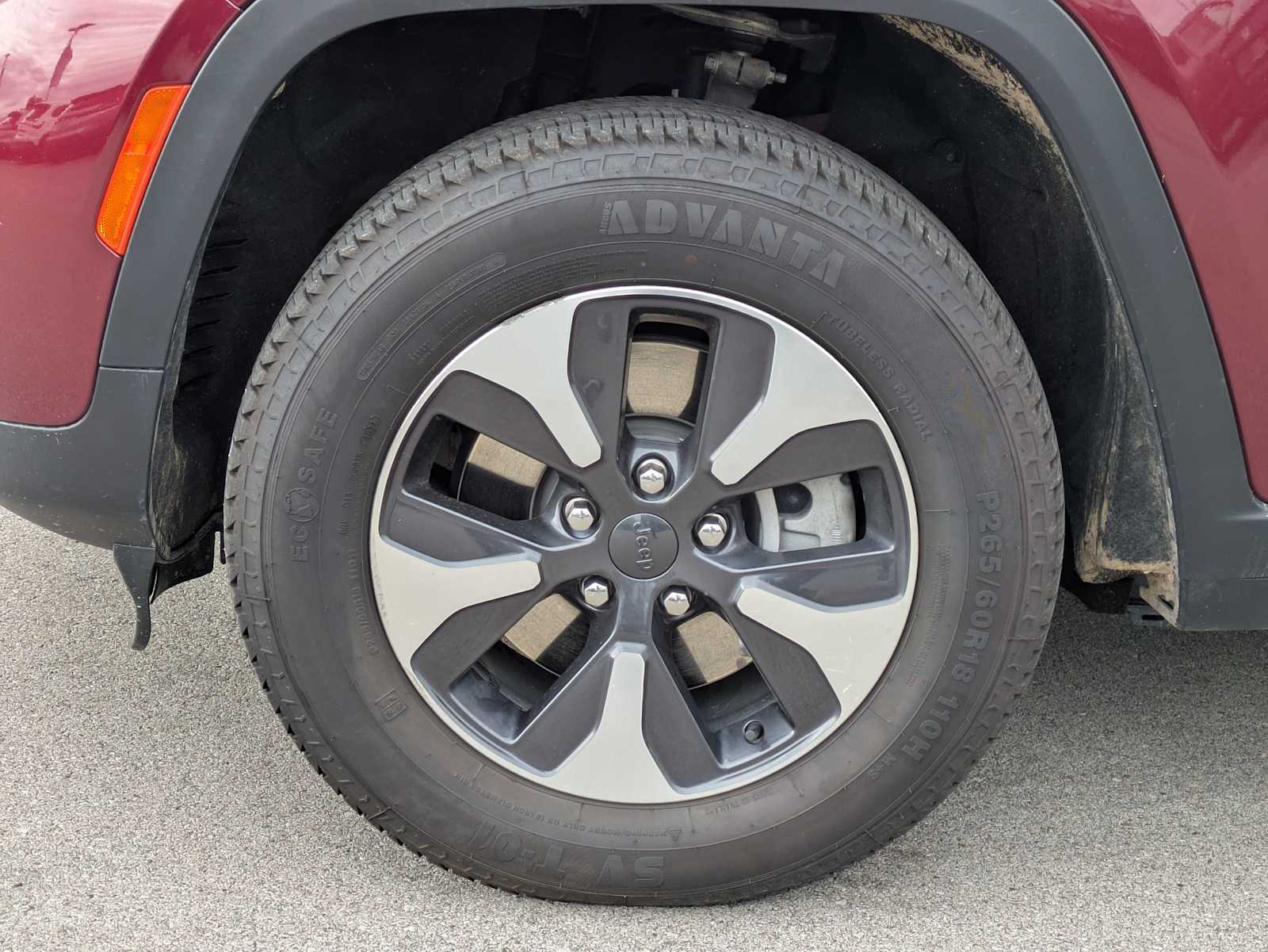 Thumbnail: 2024 Jeep Grand Cherokee - 13