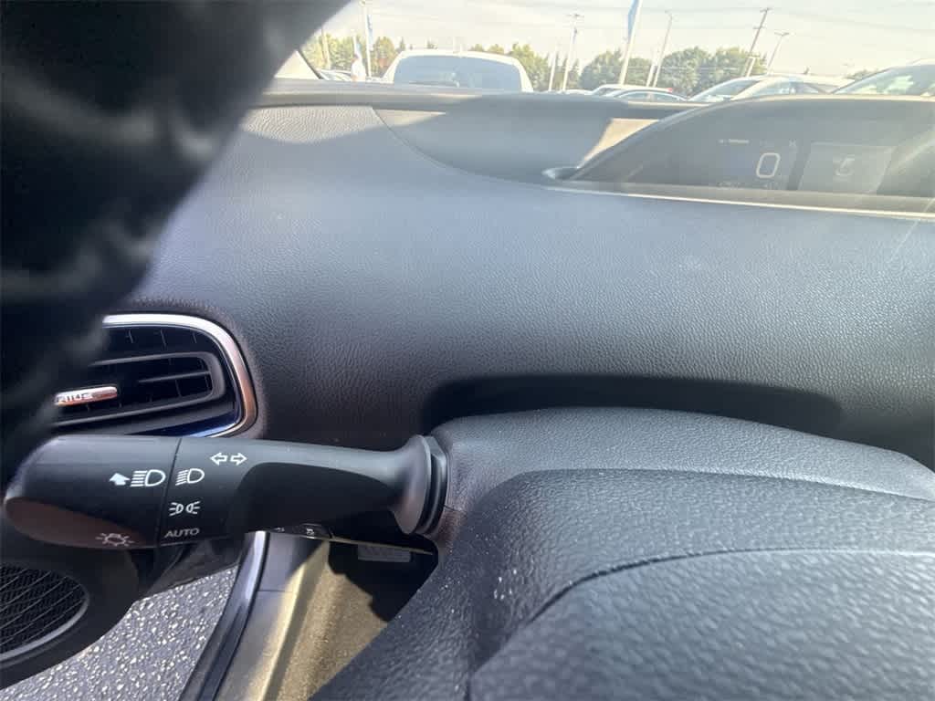 Thumbnail: 2019 Toyota Prius - 25