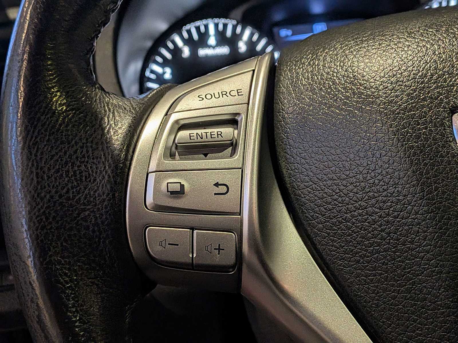 Thumbnail: 2016 Nissan Altima - 23