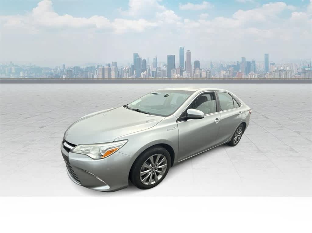2016 Toyota Camry XLE -
                  Waukesha, WI