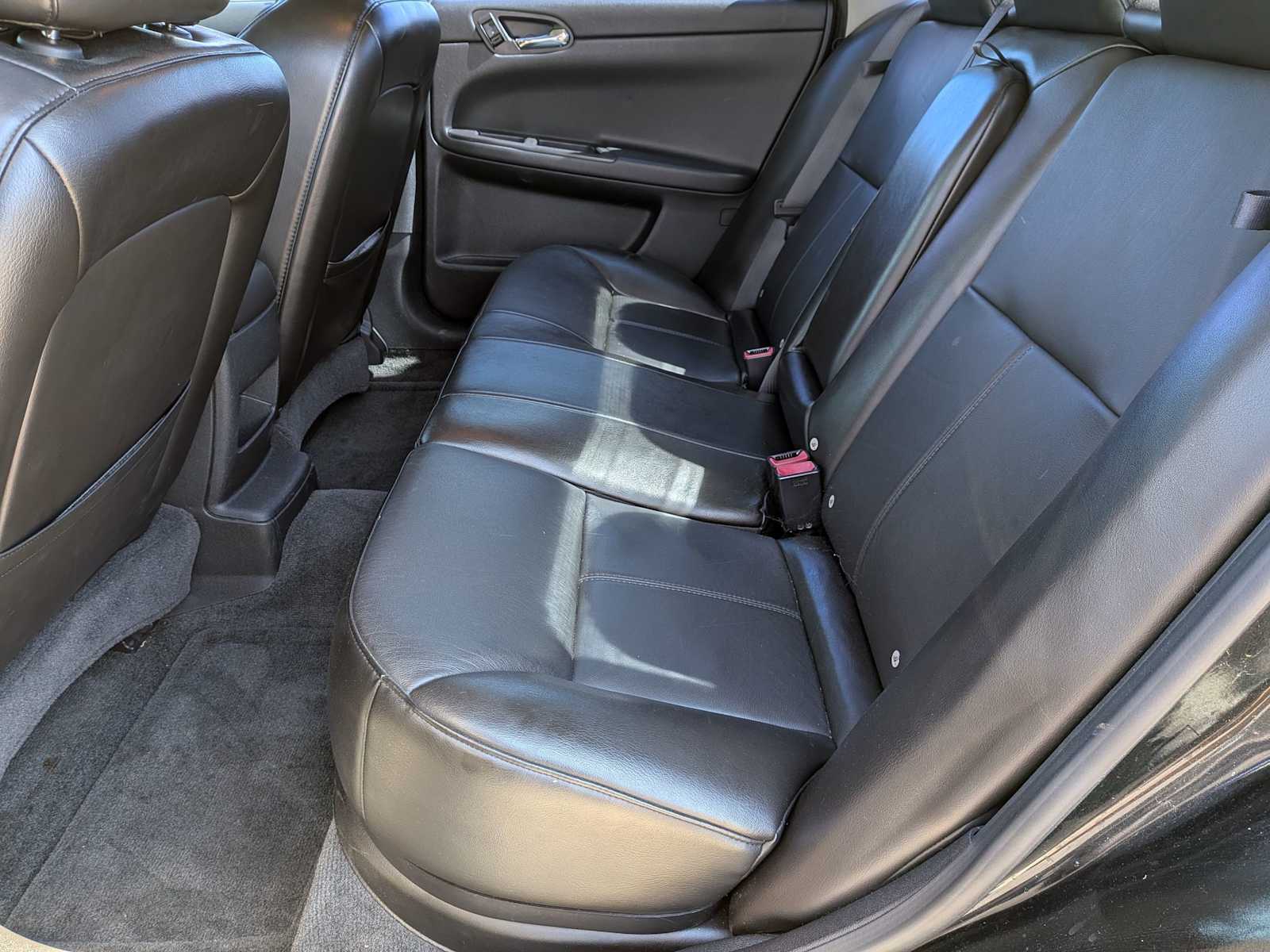 Thumbnail: 2009 Chevrolet Impala - 17