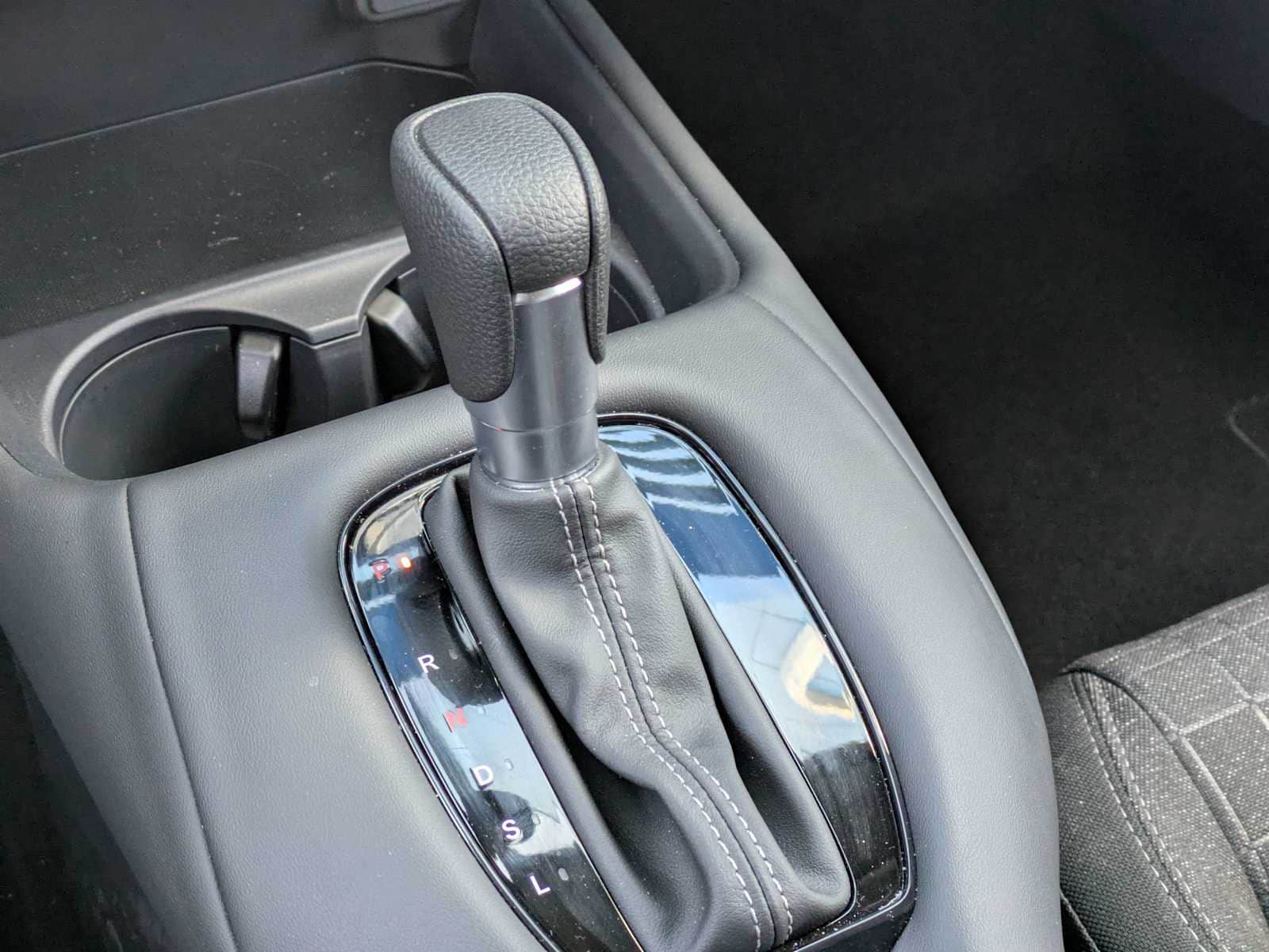 Thumbnail: 2025 Honda HR-V - 28