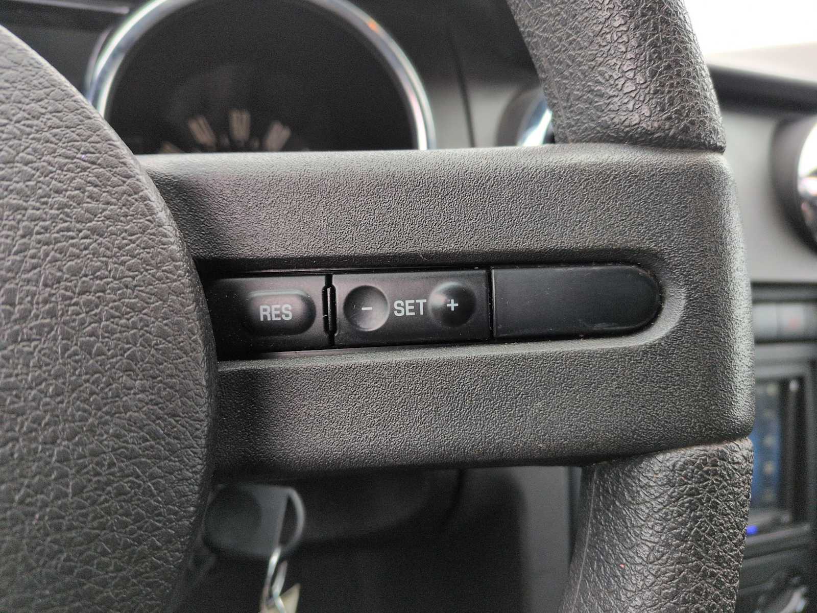 Thumbnail: 2009 Ford Mustang - 22