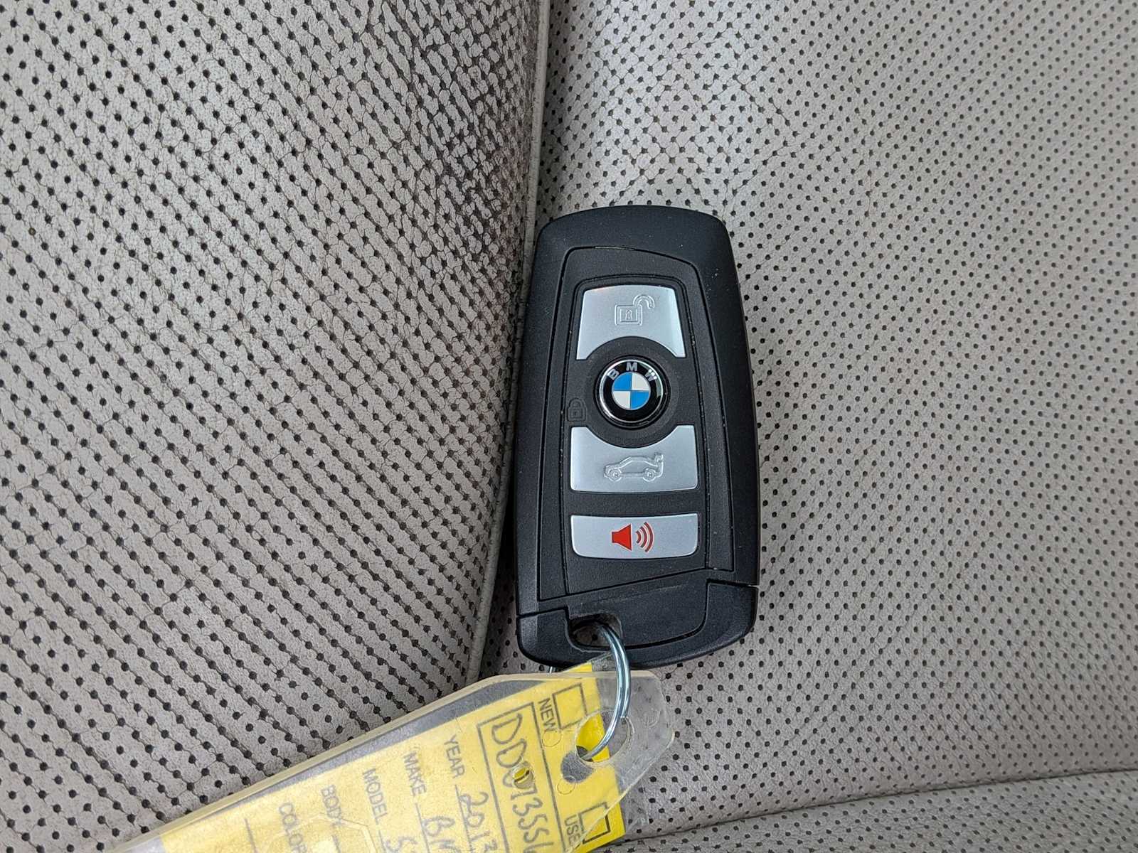 Thumbnail: 2013 BMW 5 Series - 32