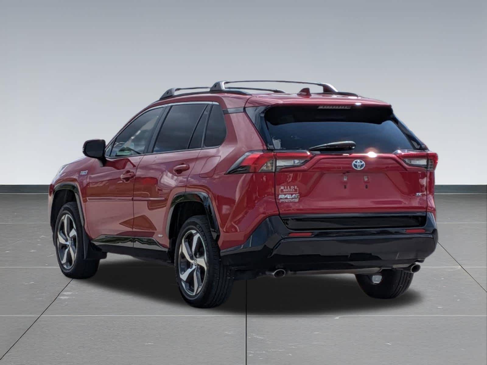 Thumbnail: 2022 Toyota RAV4 - 3
