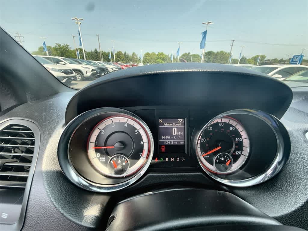 2017 Dodge Grand Caravan GT 32