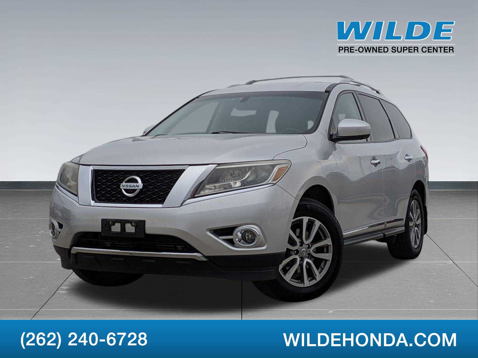 2015 Nissan Pathfinder SL -
                  Waukesha, WI