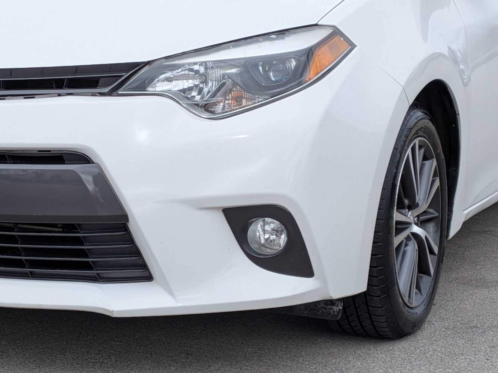 Thumbnail: 2016 Toyota Corolla - 10