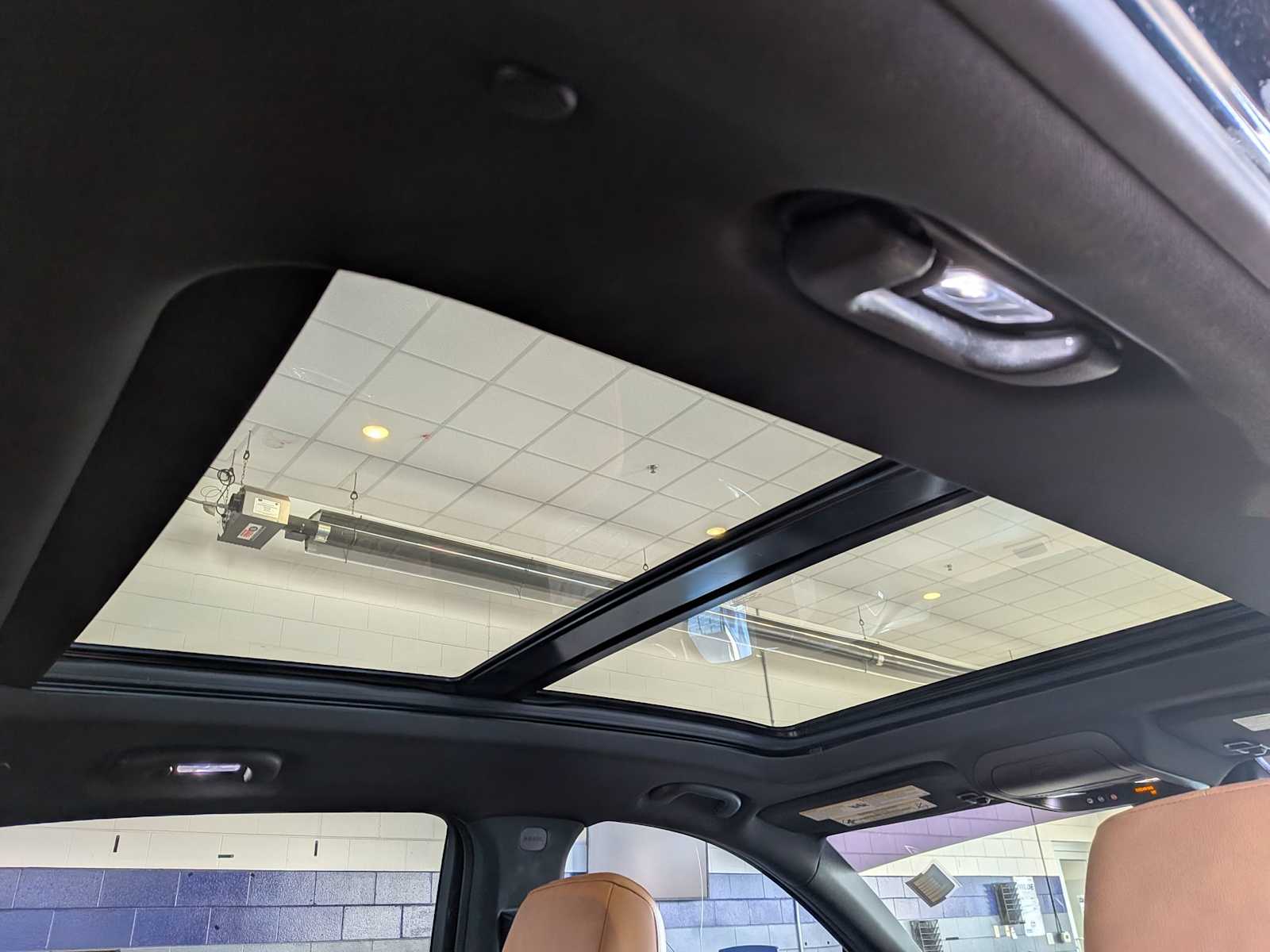 Thumbnail: 2019 Cadillac XT4 - 20