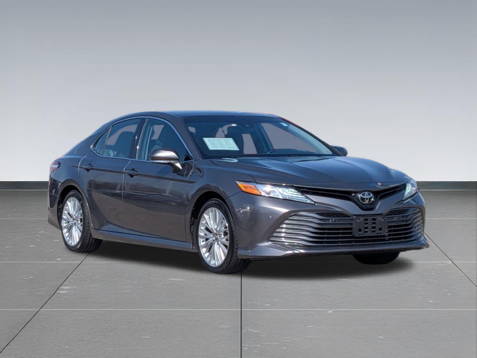 Thumbnail: 2018 Toyota Camry - 7