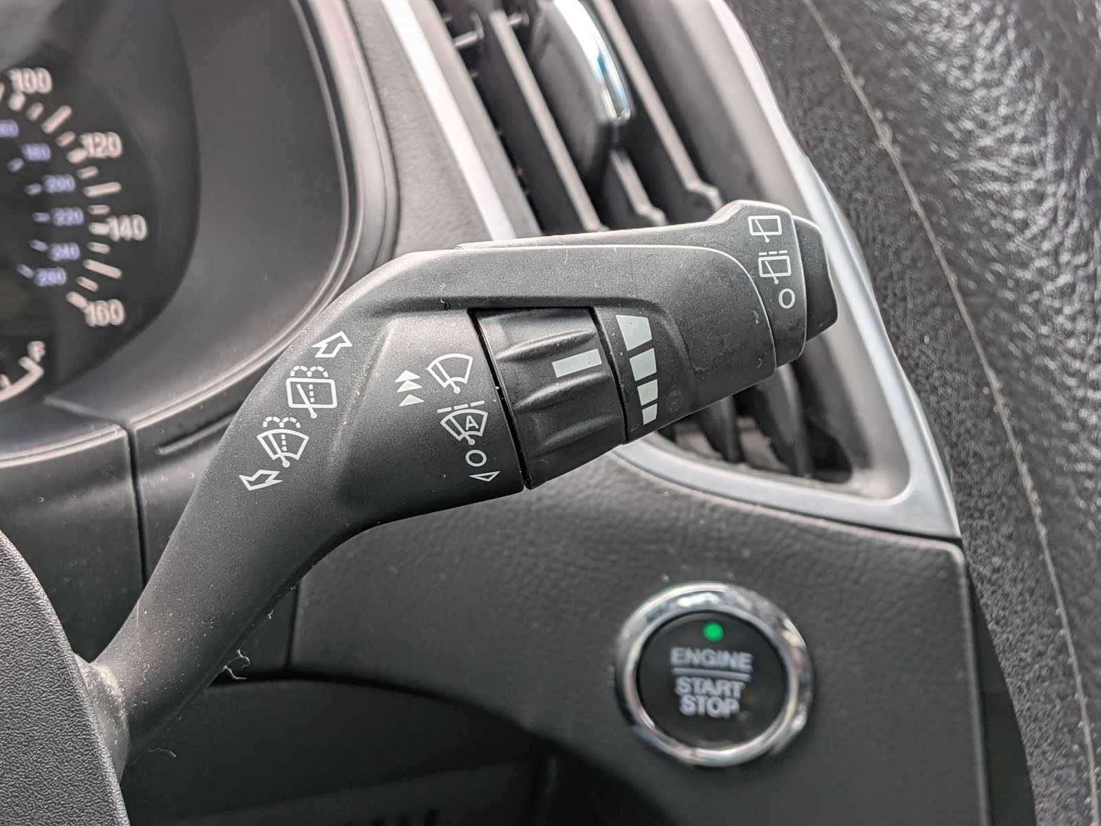 Thumbnail: 2020 Ford Edge - 24