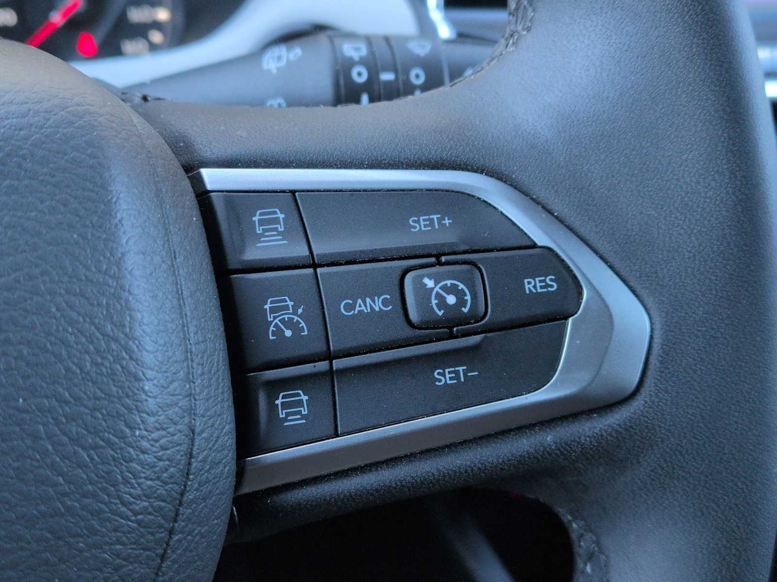 Thumbnail: 2025 Jeep Compass - 24