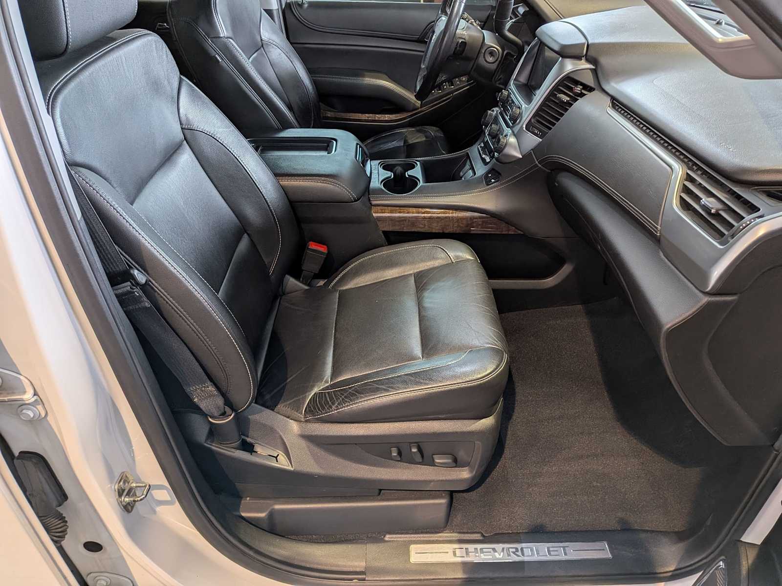 Thumbnail: 2020 Chevrolet Tahoe - 20