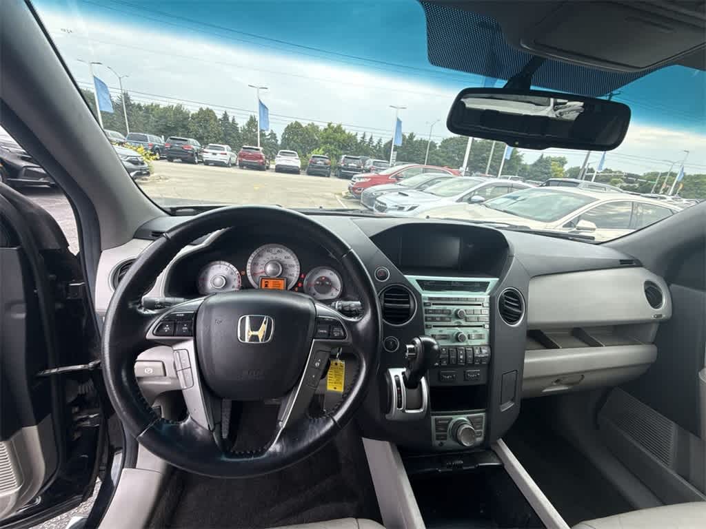 Thumbnail: 2011 Honda Pilot - 14
