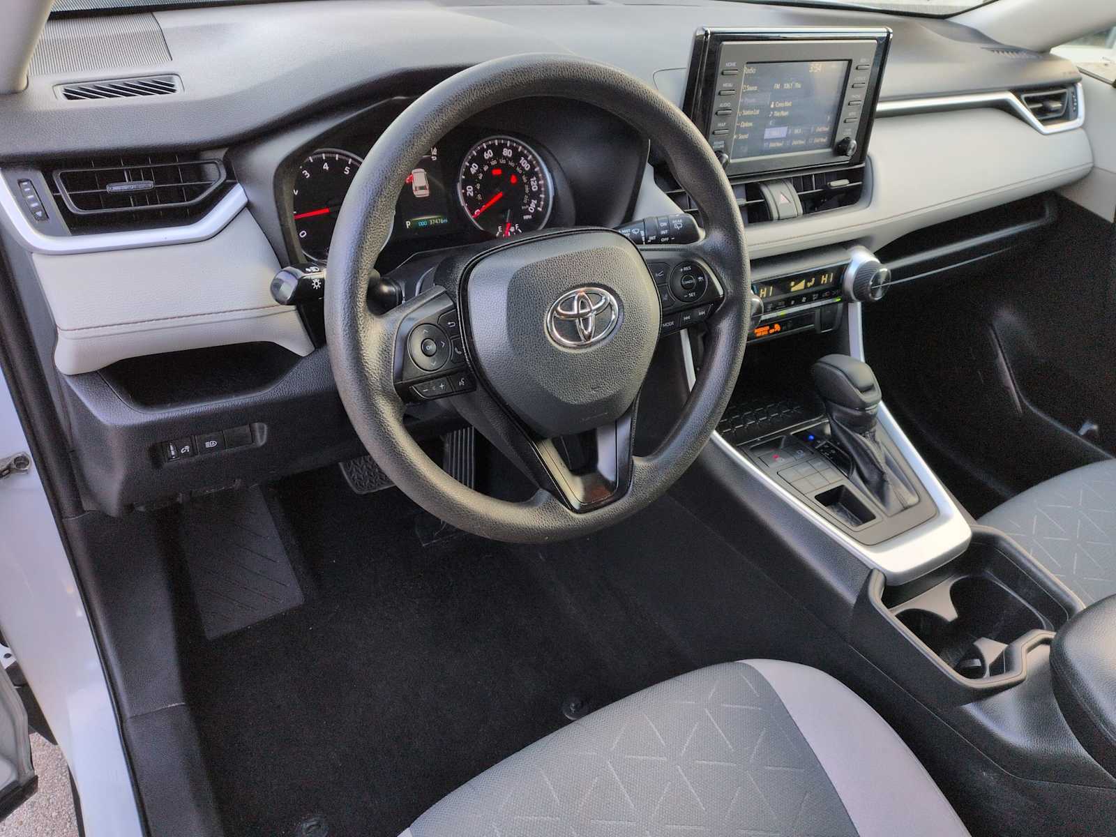 Thumbnail: 2019 Toyota RAV4 - 2