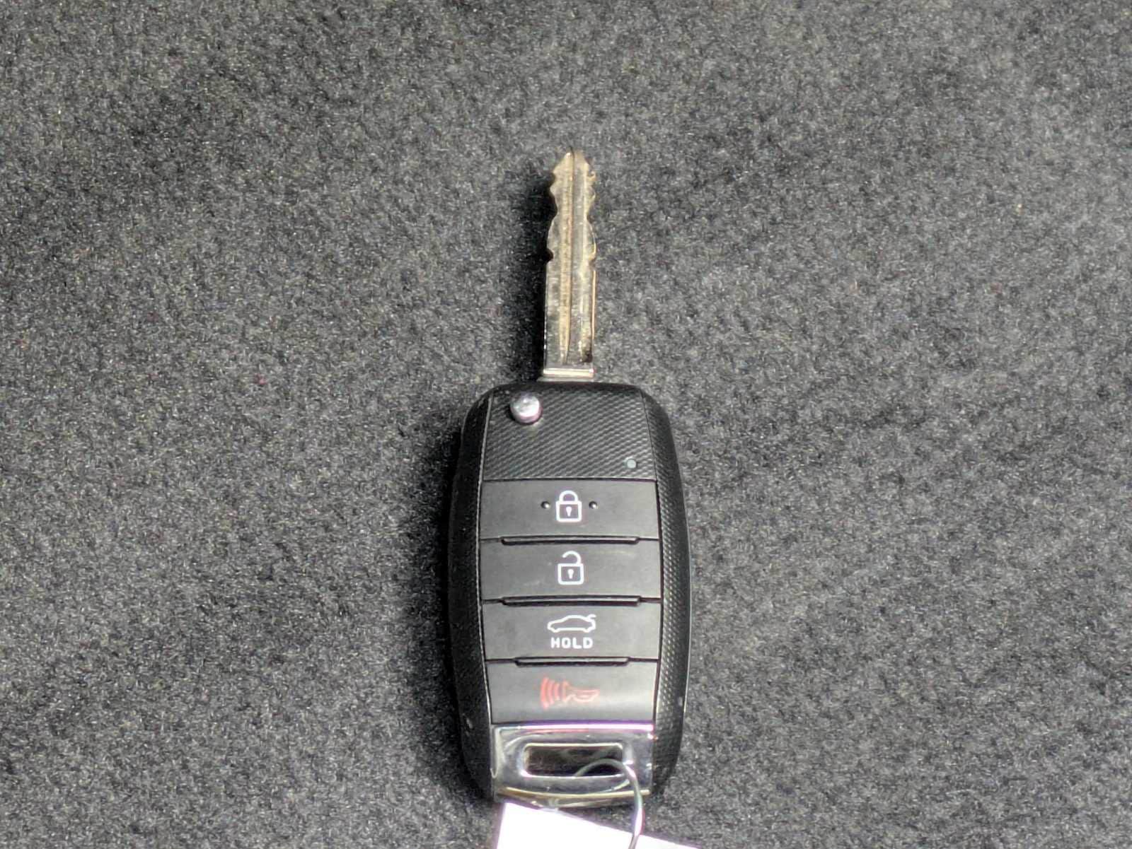 Thumbnail: 2017 Kia Forte - 31