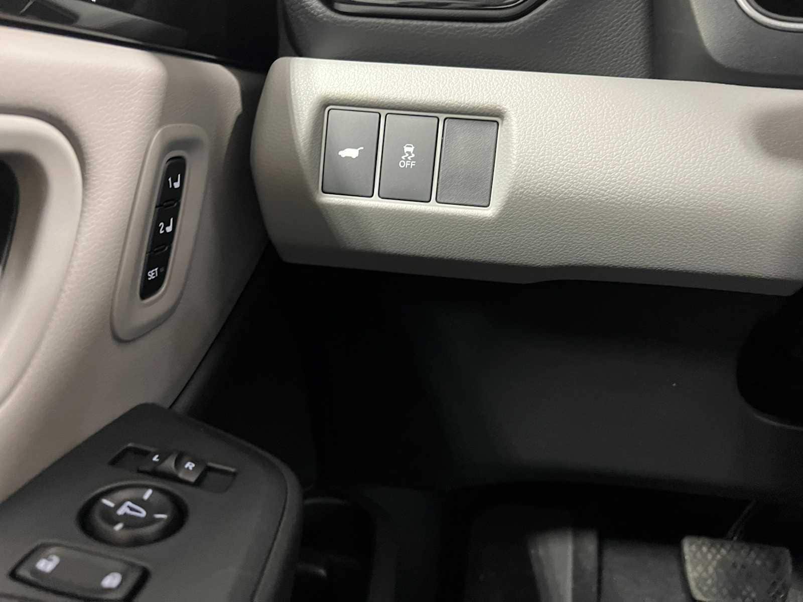 Thumbnail: 2025 Honda Pilot - 18